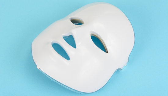 Masques à LED pour le visage à domicile : ce qu’il faut savoir 