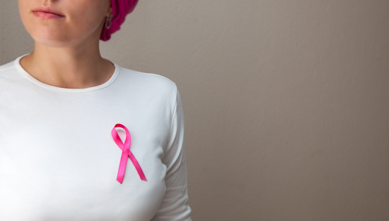 Cancer du sein : la dermato-onco-esthétique en prévention des effets indésirables liés aux traitements.